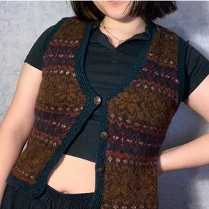 WOOL SWEATER VEST!!!
